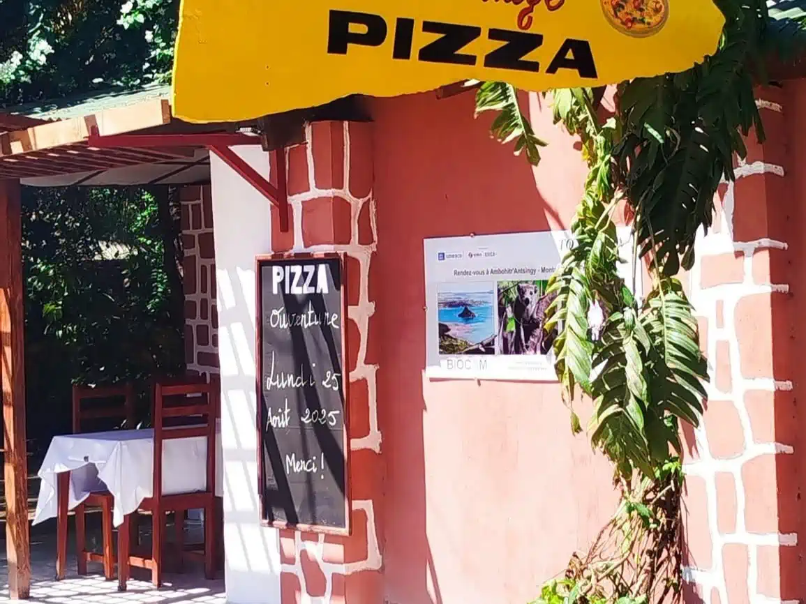Pizzeria de l'hôtel